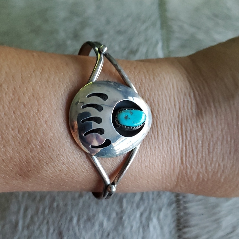 Silver Turquoise Bear Paw Cuff Bracelet Adjustable Native Tribal Indigenous Vtg